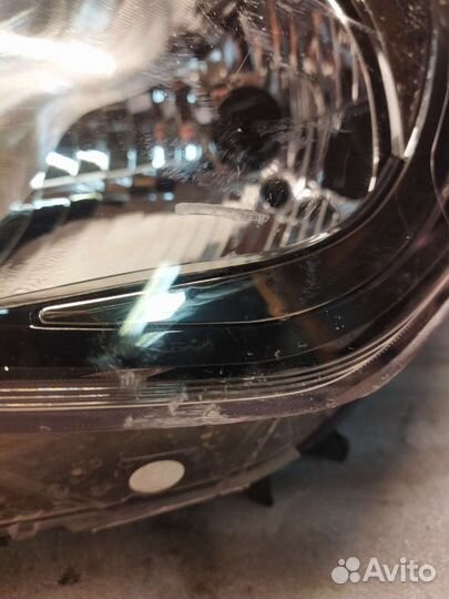 Донор. Фара левая Solaris 2 2015