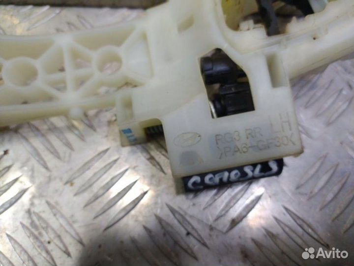 Кронштейн ручки двери задний левый Genesis G80