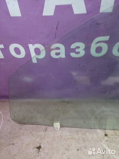 Стекло двери переднее левое Peugeot 4007 DW12 2008