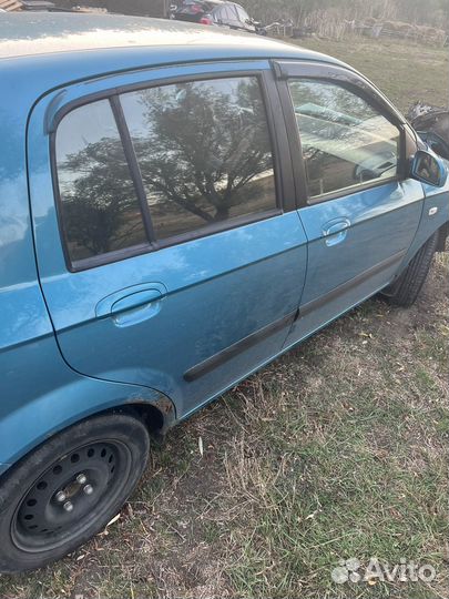 Дверь на hyundai getz 1