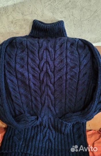 Свитер 48- 52 на высокий рост