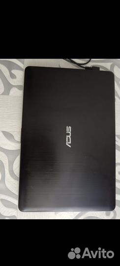 Ноутбук asus