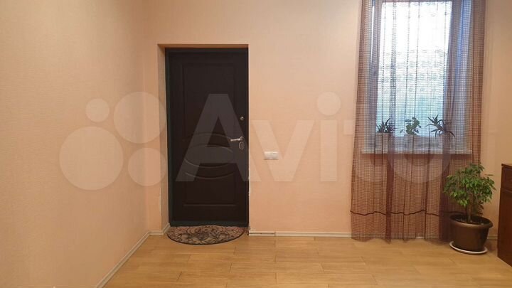 Коттедж 183 м² на участке 12 сот.