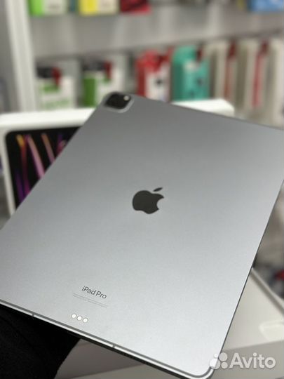 iPad Pro (12.9) 6 поколение