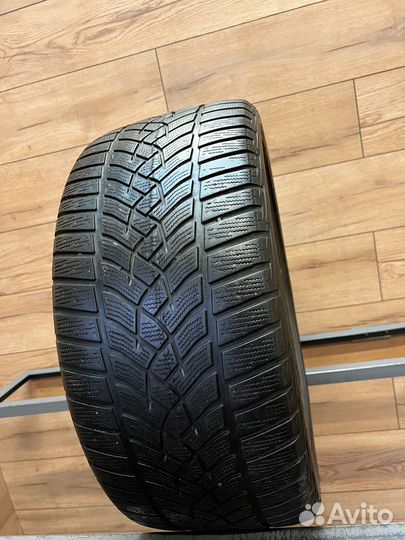 Goodyear UltraGrip Performance 255/40 R19