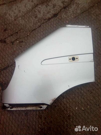 Крыло левое переднее Газель