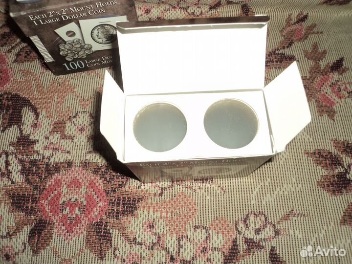 Холдеры -Each 2x2 mount holds 1 llarge dollar coin