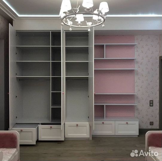 Шкафчик для ванной