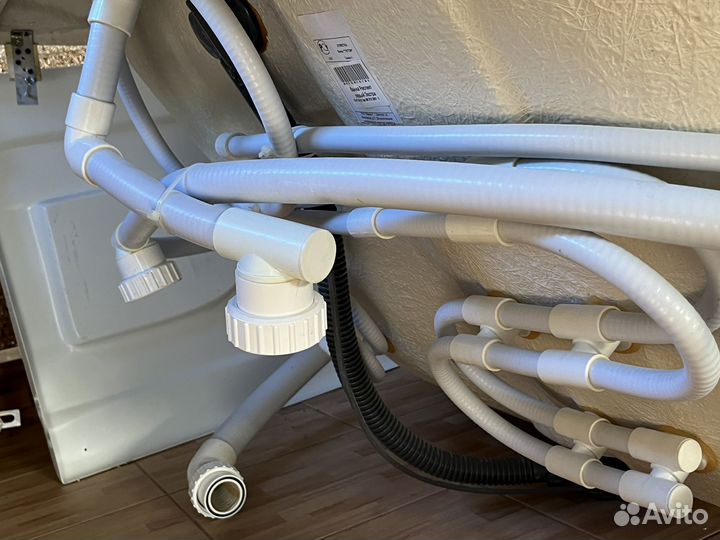 Ванная угловая джакузи