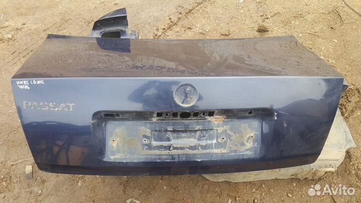 Крышка багажника passat b5 седан пассат б5 синяя