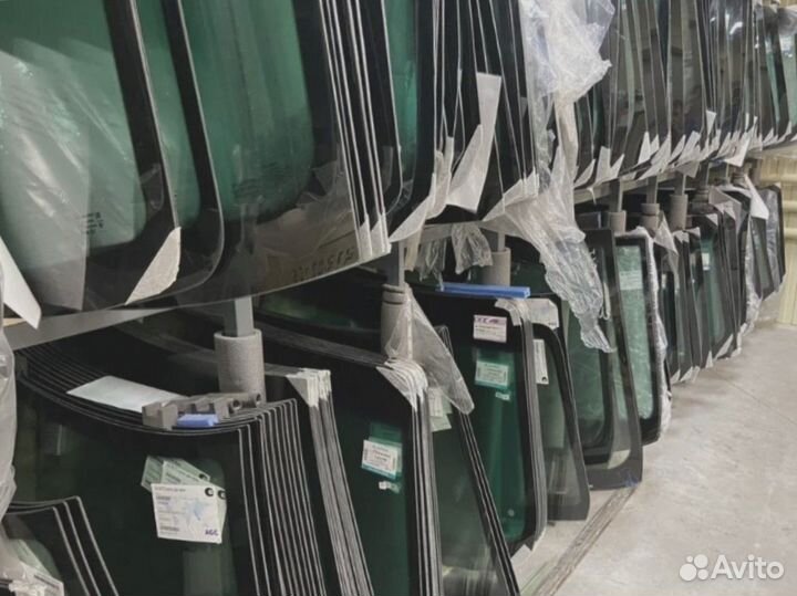 Стекло заднее заднее среднее Hamm