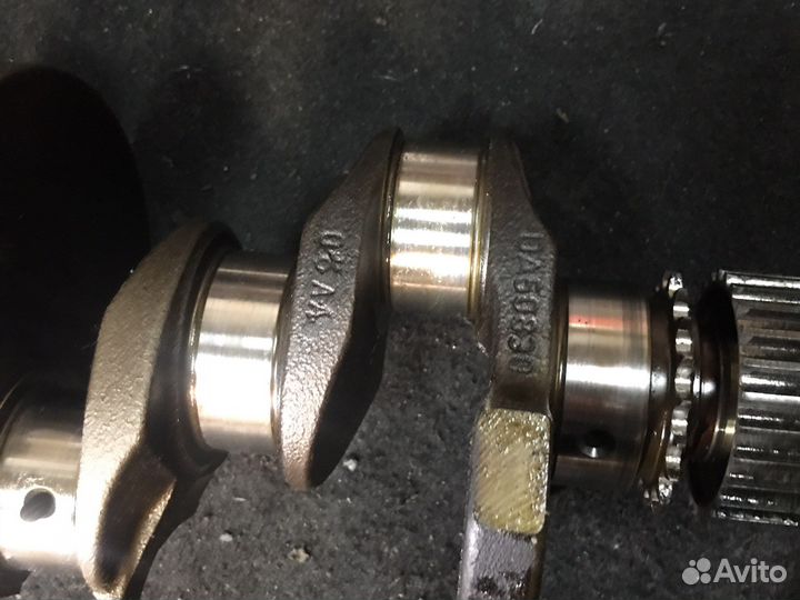 Коленвал Volkswagen Golf 4 AHL AKL AEH 1.6