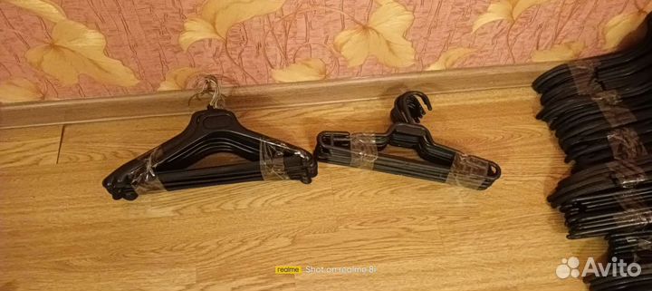 Вешалки плечики,взрослые, детские