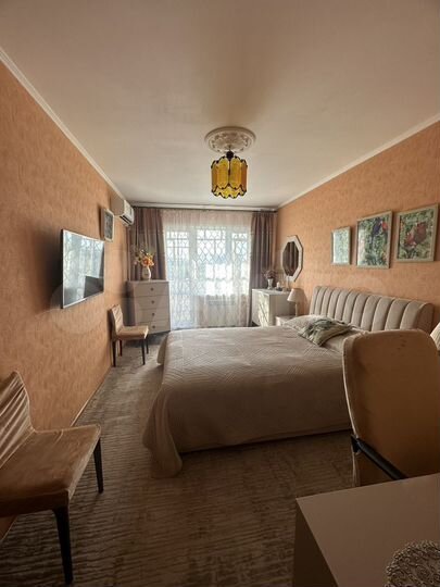 2-к. квартира, 55,6 м², 8/9 эт.