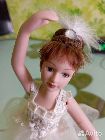 Кукла фарфоровая, балерина