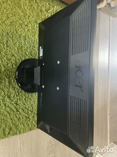 Монитор LG 24