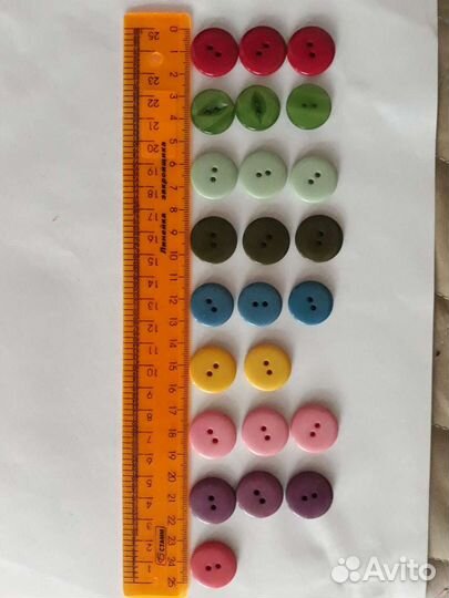 Пуговицы новые