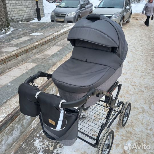 Детская коляска классическая 2в1