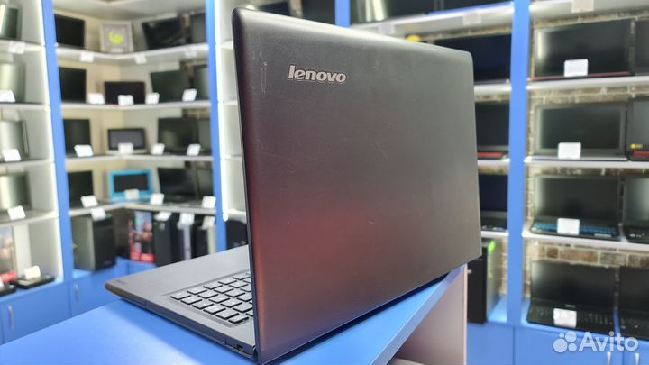Ноутбук Lenovo i3-5005u 8gb NVidia 920M 2gb