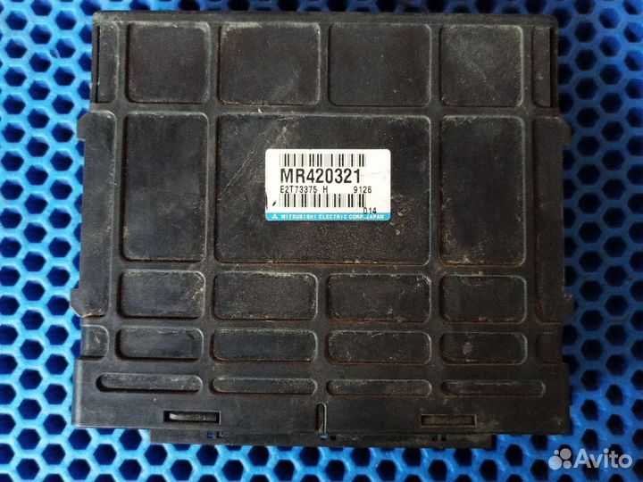 Блок управления двигателем Mitsubishi carisma 1.8