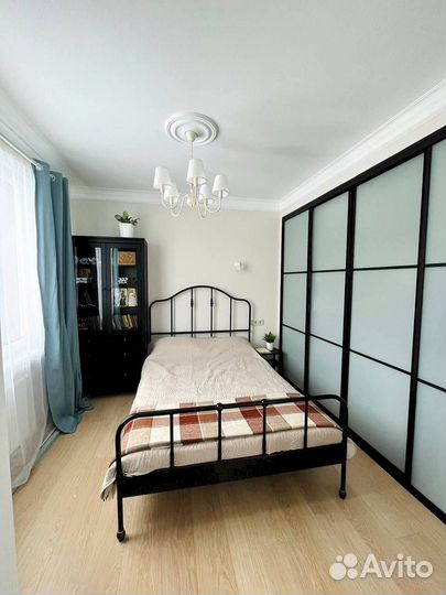 Стеклянная перегородка