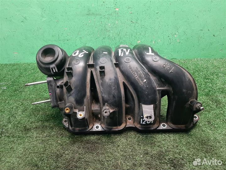 Коллектор впускной Toyota Verso R2 2009