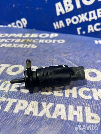 Моторчик омывателя лобового стекла Volkswagen