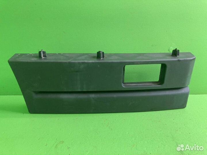 Накладка подножки scania P340