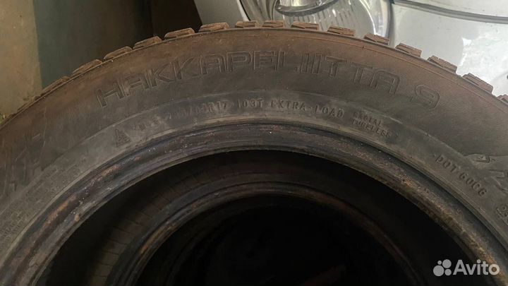 Nokian Tyres Hakkapeliitta 9 235/55 R17