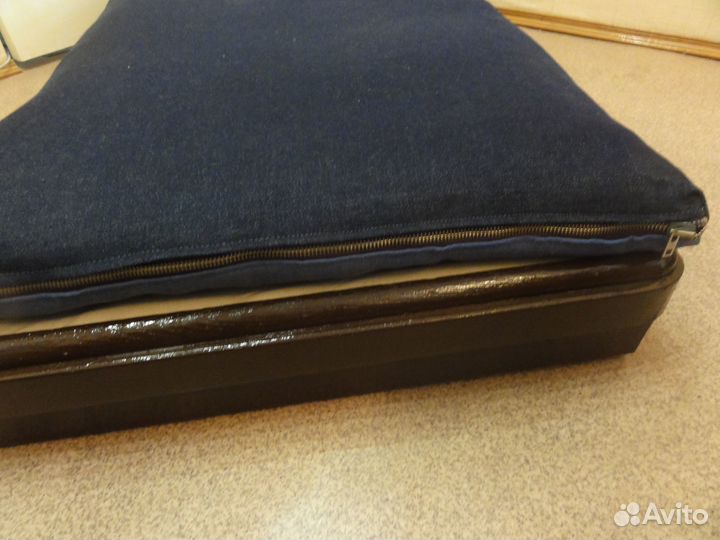 Лежанка для собак крупных пород