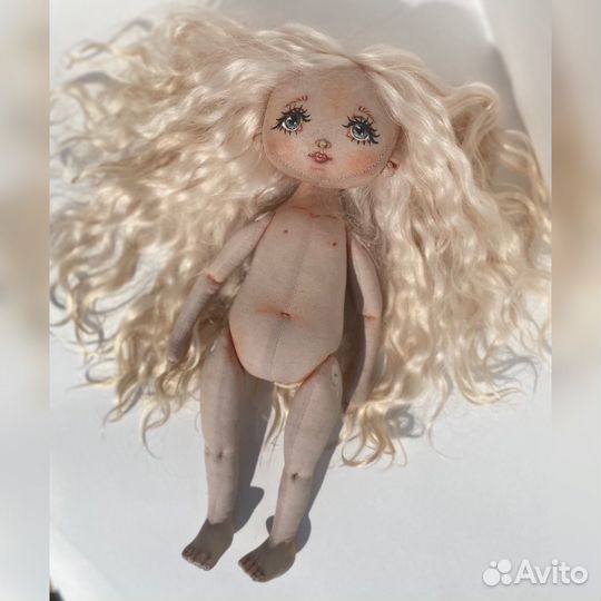 Кукла ручной работы текстильная