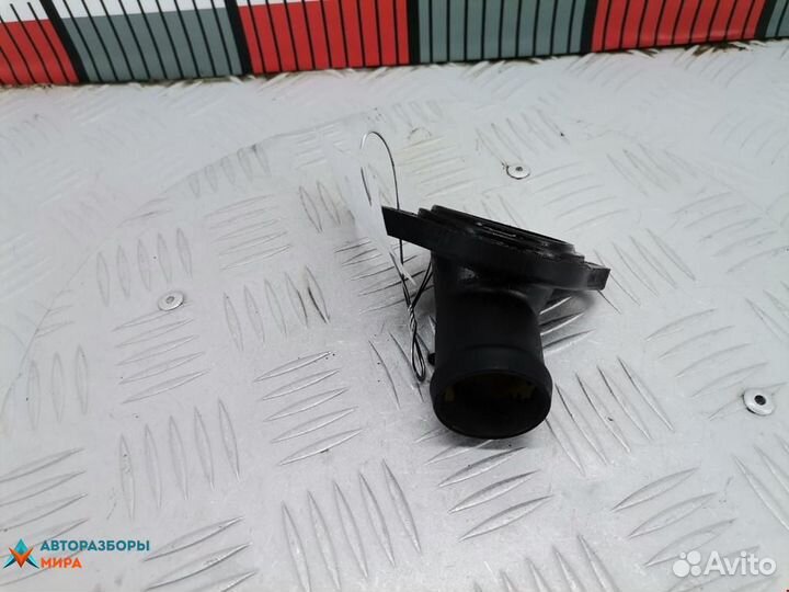 Корпус термостата Audi A6 4B/C5 1999 048121121B