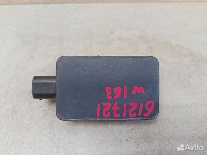 Датчик ускорения Мерседес