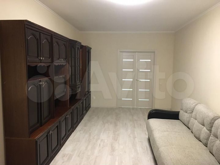 2-к. квартира, 75 м², 1/7 эт.