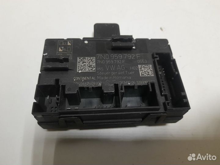 Блок комфорта передней левой двери Skoda Yeti