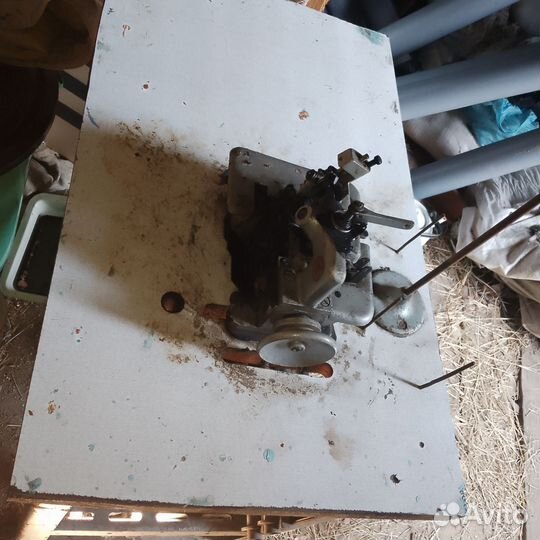 Оверлок промышленный