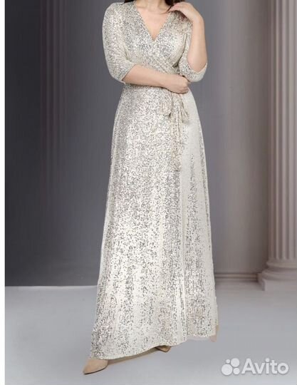 Платье с пайетками