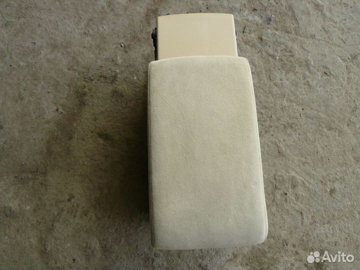 Подлокотник для Volkswagen Passat USA B5+