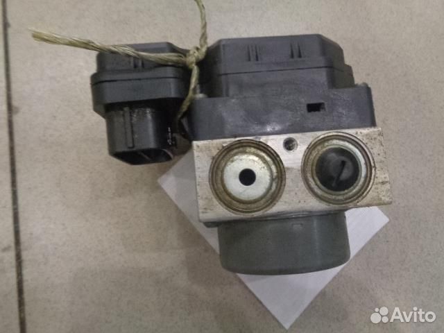 Блок ABS Toyota Corolla E150 2006-2013