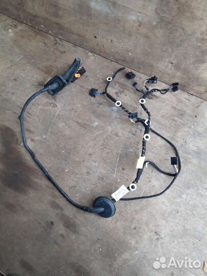 Проводка двери передней левой Skoda Rapid