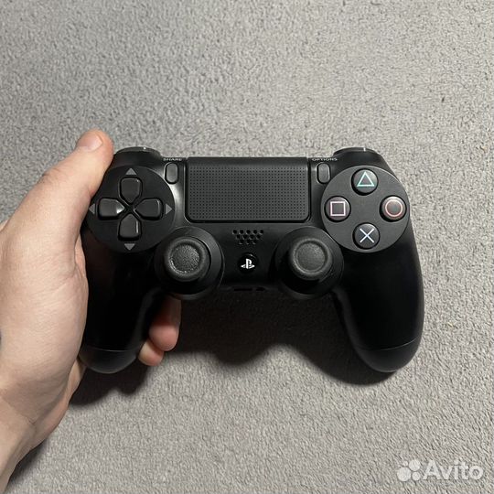 PlayStation 4 Slim 1TB + HEN 9.00