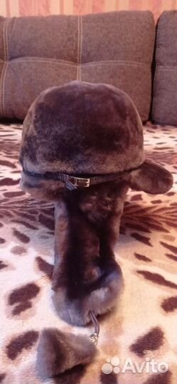 Шапка из мутона женская