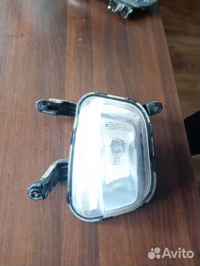 Kia Rio 3 противотуманная фара левая