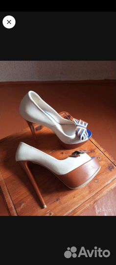 Туфли женские 36 размер на каблуке