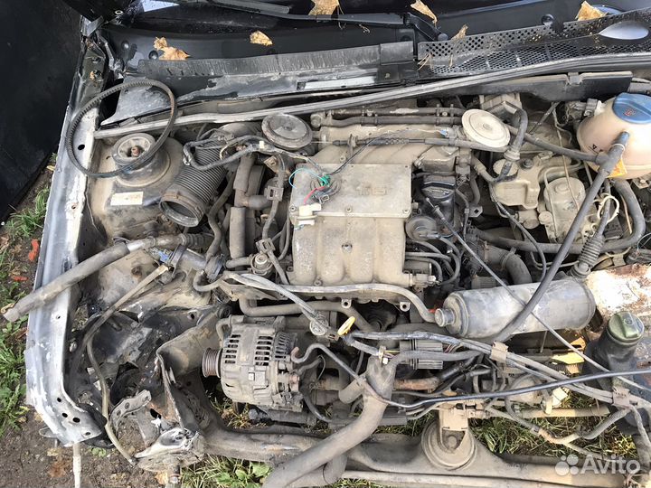 Разбор на запчасти Volkswagen Golf 3