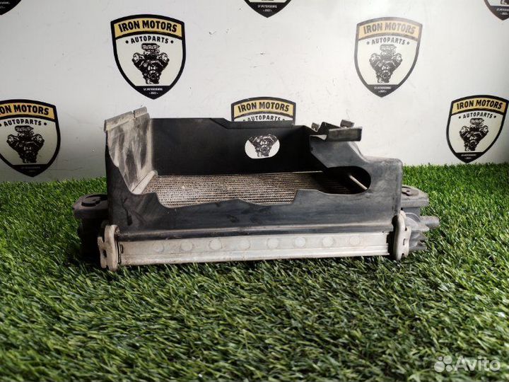 Радиатор охлаждения двигателя Audi S8 4H2 cgta