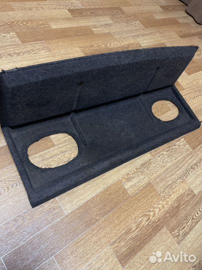 Задняя полка в багажник