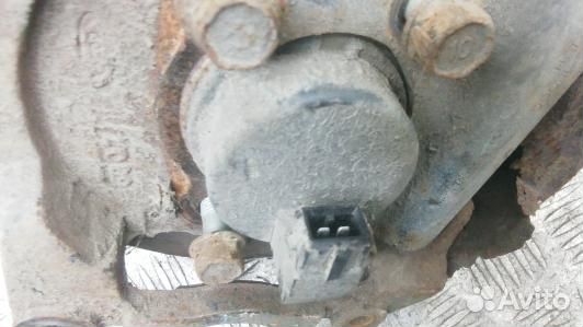 Ступица задняя левая KIA RIO 2 (EDN17LZ01)