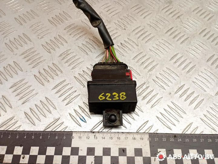 Реле бензонасоса Citroen C8 2005 240107