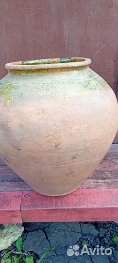 Горшок глиняный старинный